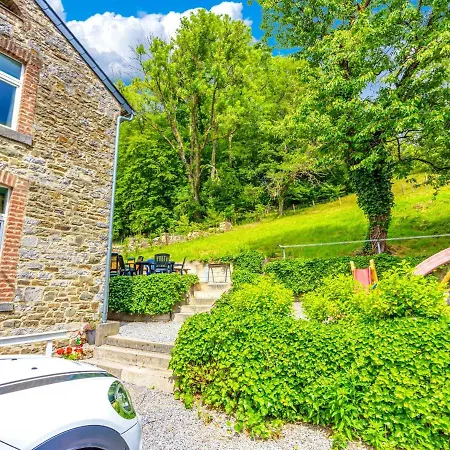 Charming Villa In Harze Harze